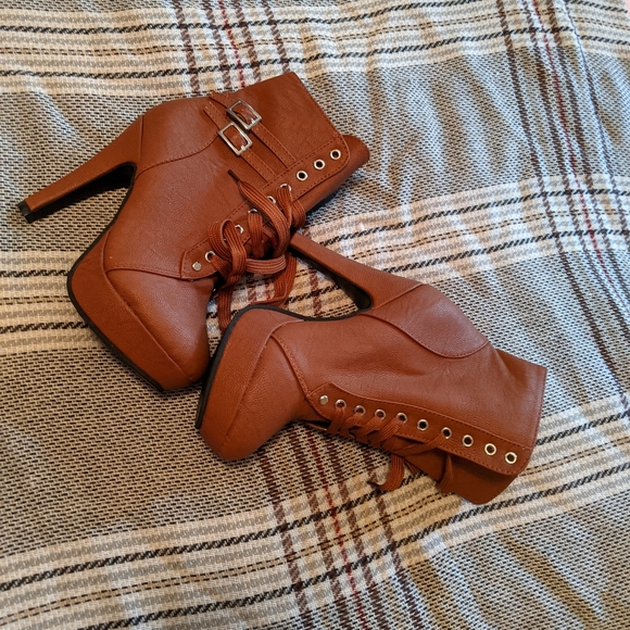 Shoes - Boutique High Heel Boots